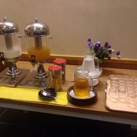 拉查公寓式酒店 是拉差 外观 照片