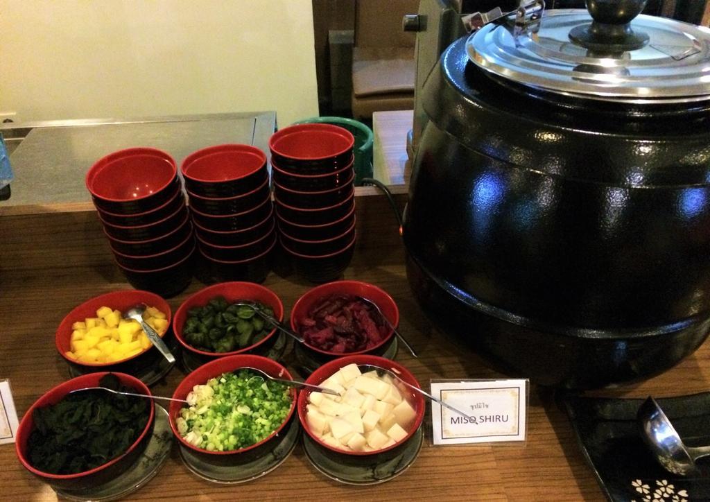 拉查公寓式酒店 是拉差 外观 照片